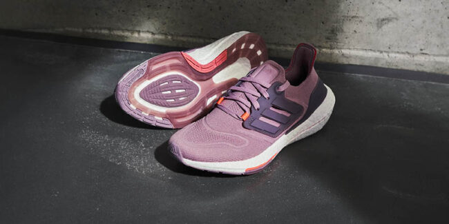 L'UltraBoost 22 a été spécialement conçue pour le pied des femmes.